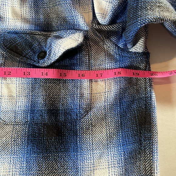 American Eagle Men's Blue & Black Plaid Flannel Shirt - Size Small Classic Fit - Picture 6 of 7